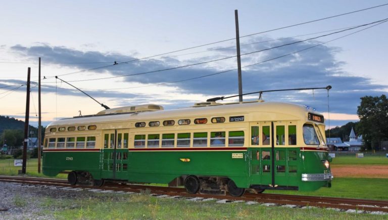 PCC 2743
