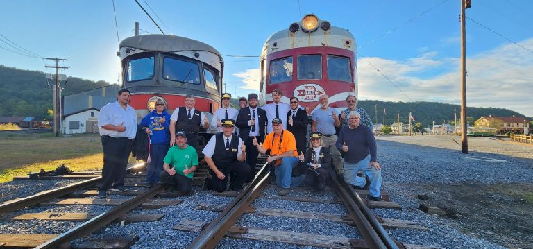 205_ll_and_volunteers